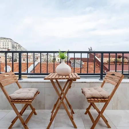 Modern 3-bedroom Duplex With Two Balconies, 2ba *